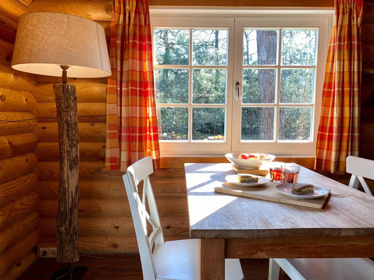 Scandinavian Lodges Holten Exterior photo
